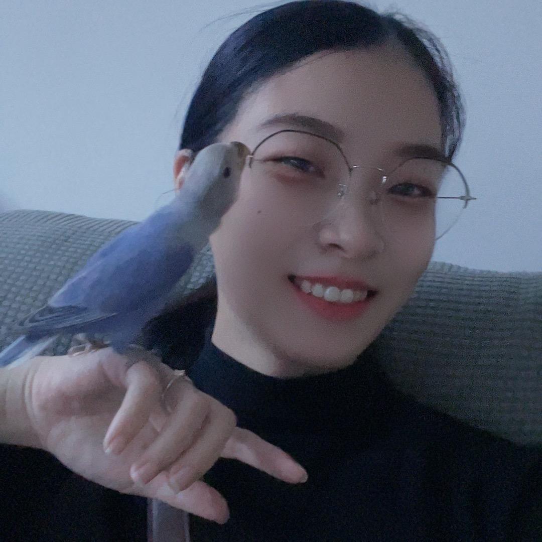 出逃黑屋小红娘