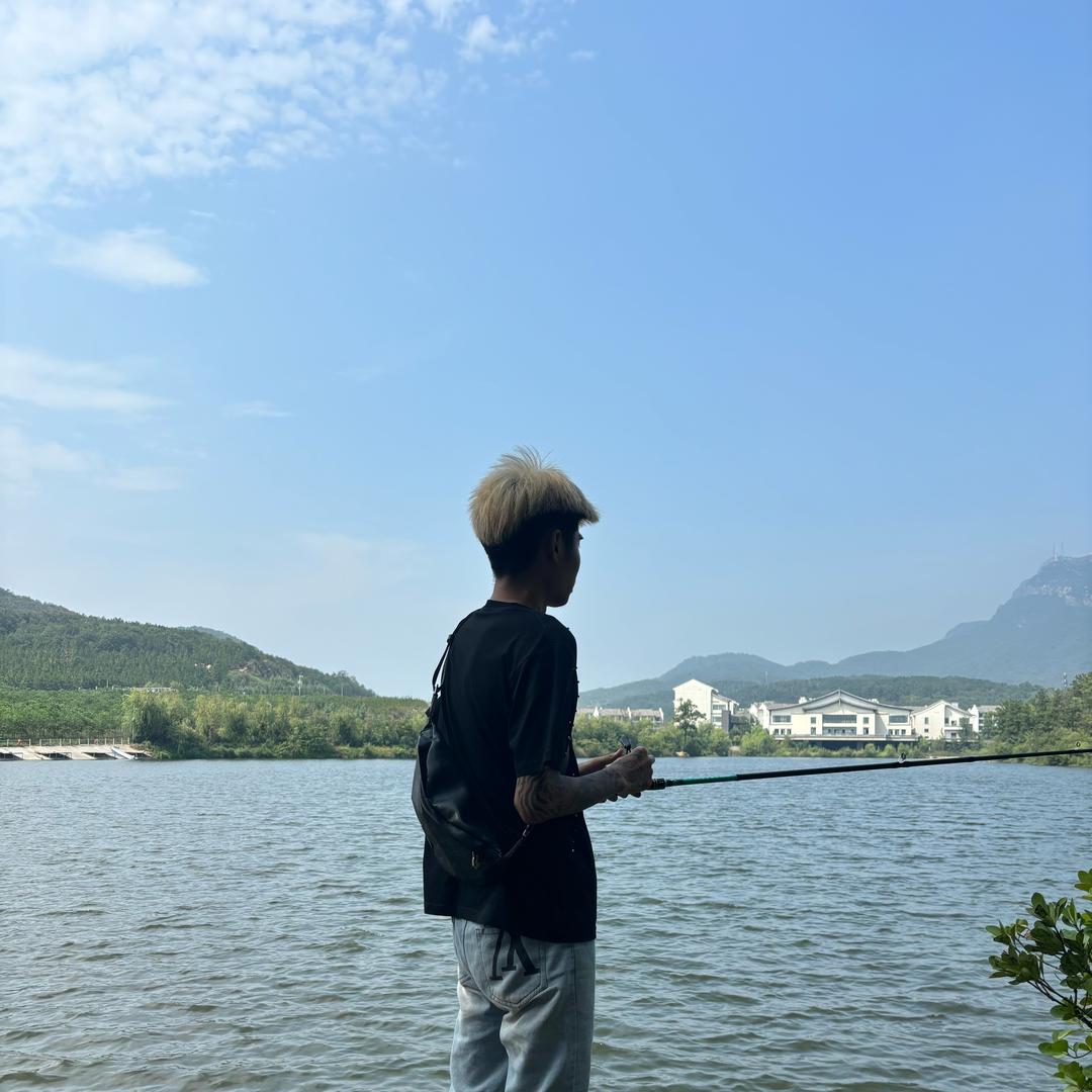 讨厌下雨天