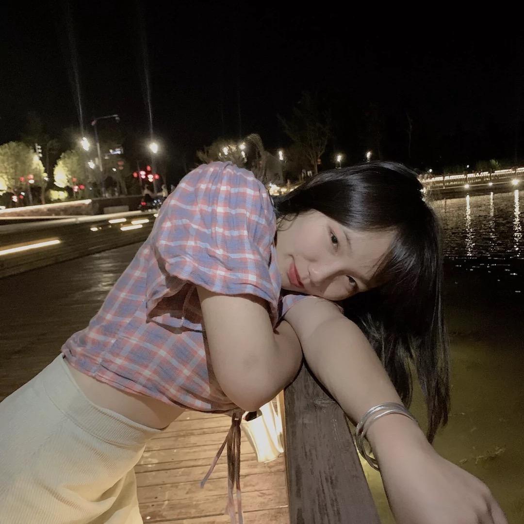 啊什么月