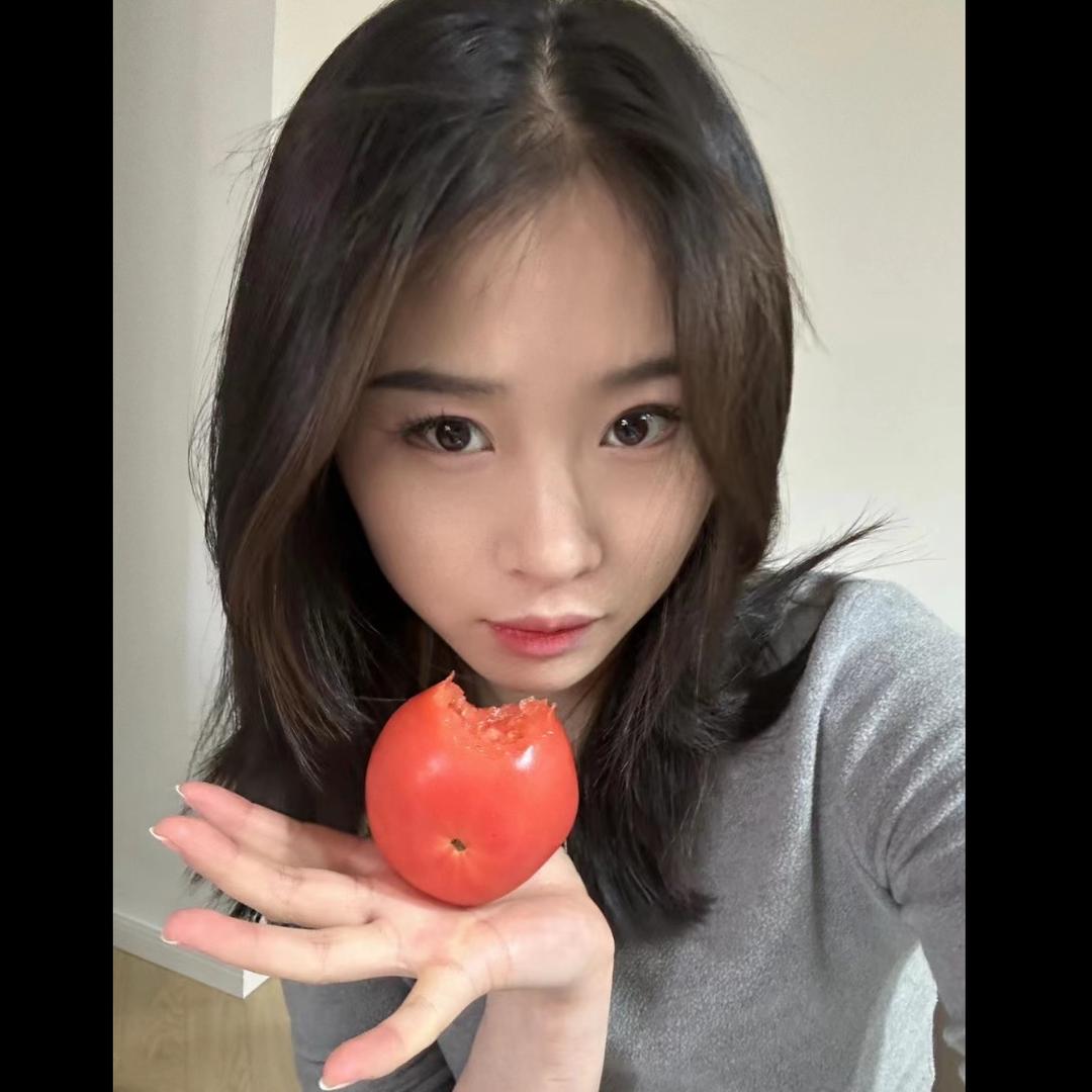 陈闹闹