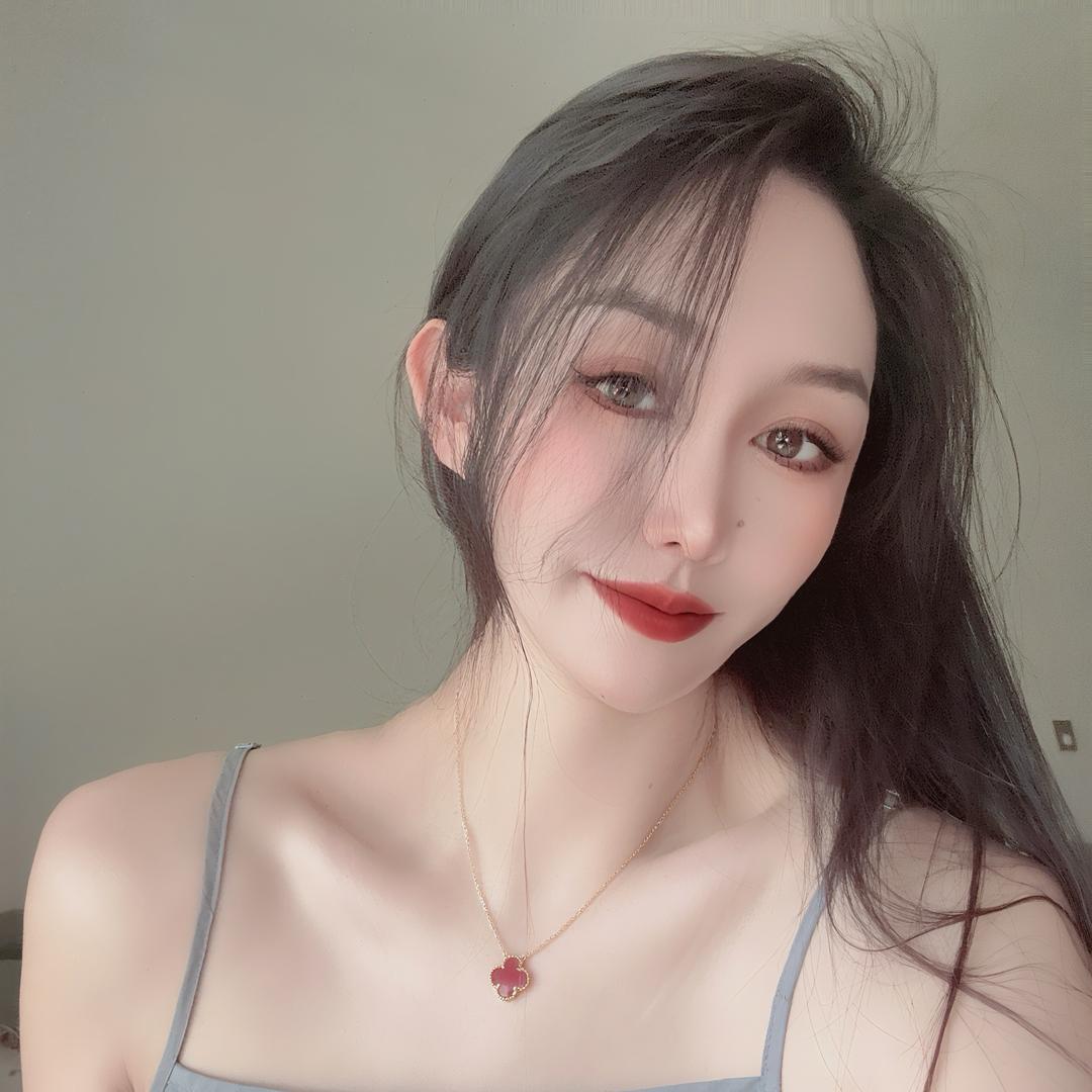 W • 大漂亮 💫