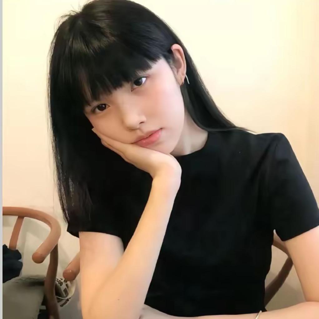 小甜甜 ￴  ￴￴