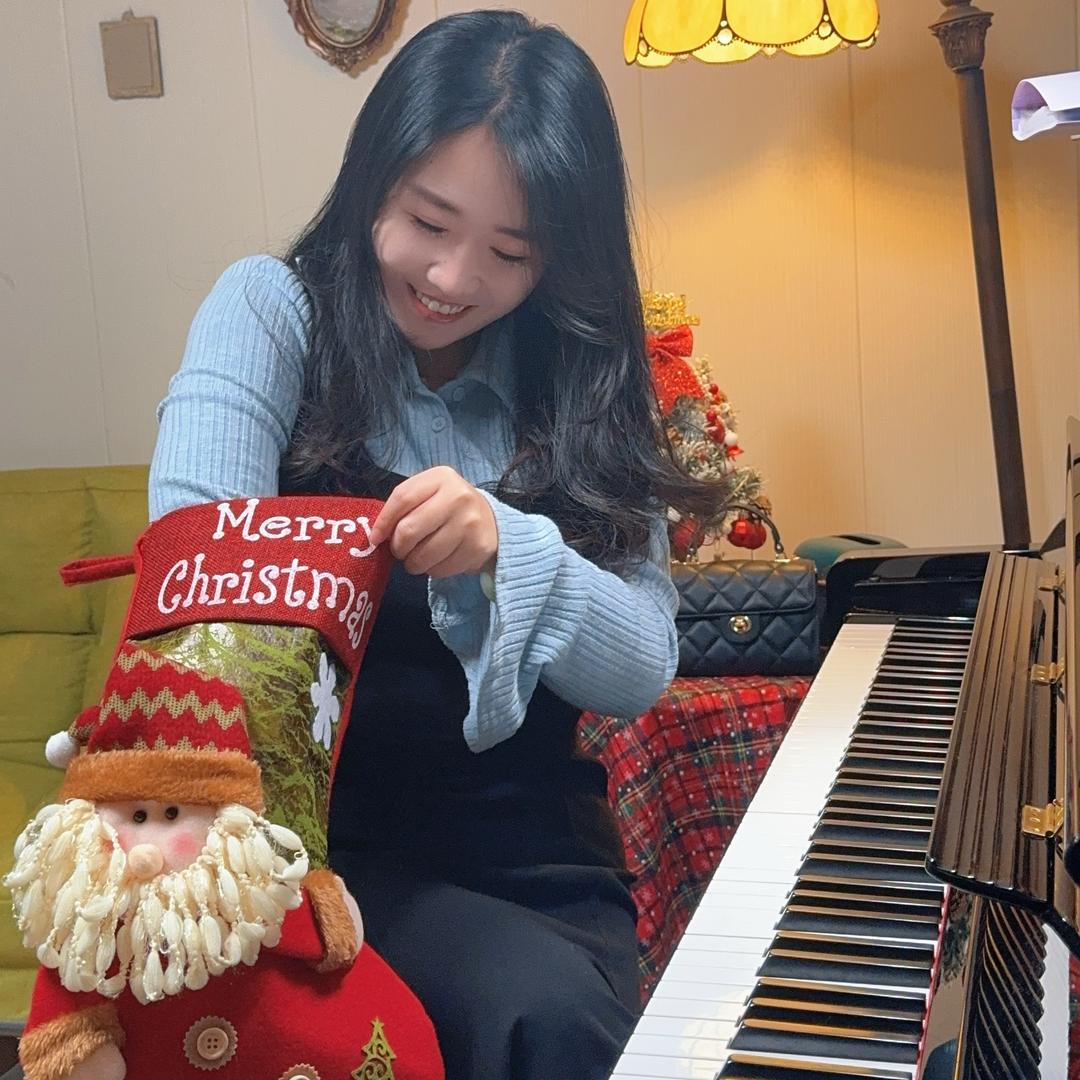 小美灰在固始一中📷