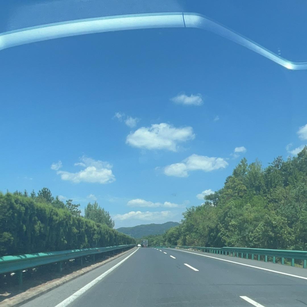 思空山鸟语花香