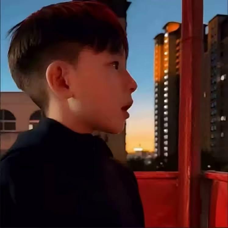 她说喜欢帅的