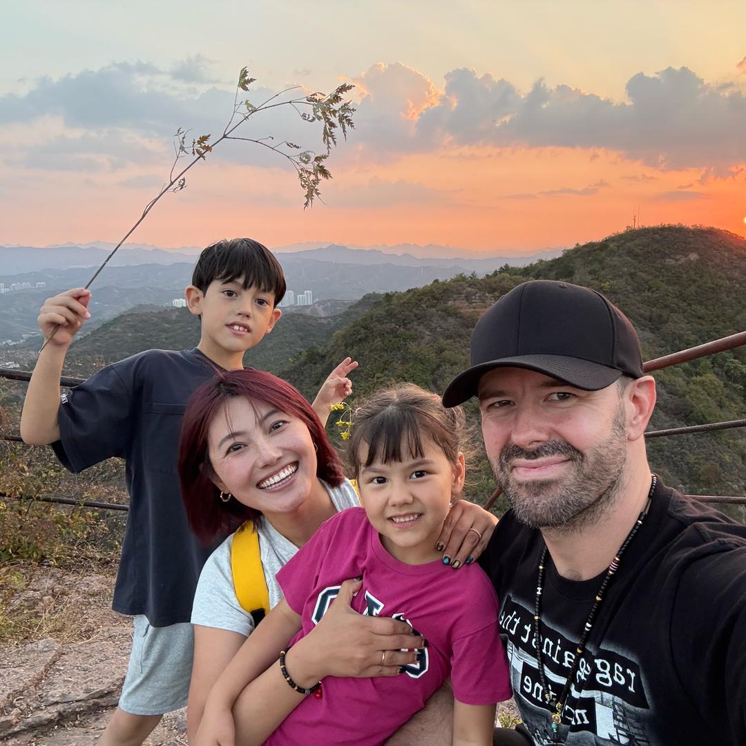 提姆哥和妮可姐