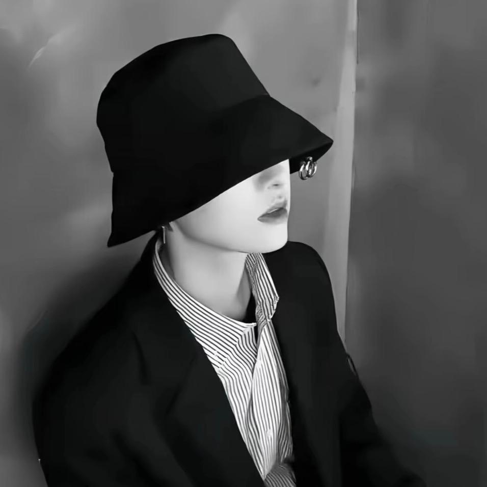 纤手美业K文 设计师