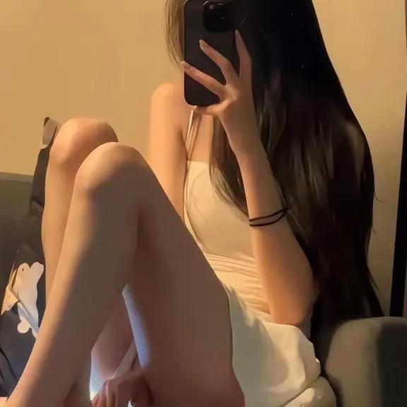 纯情小奈💕