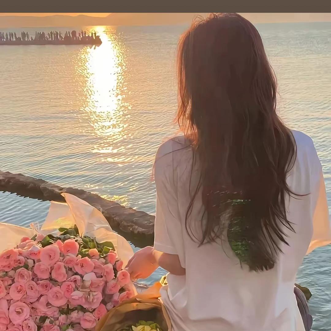 美丽卡洛  晓敏