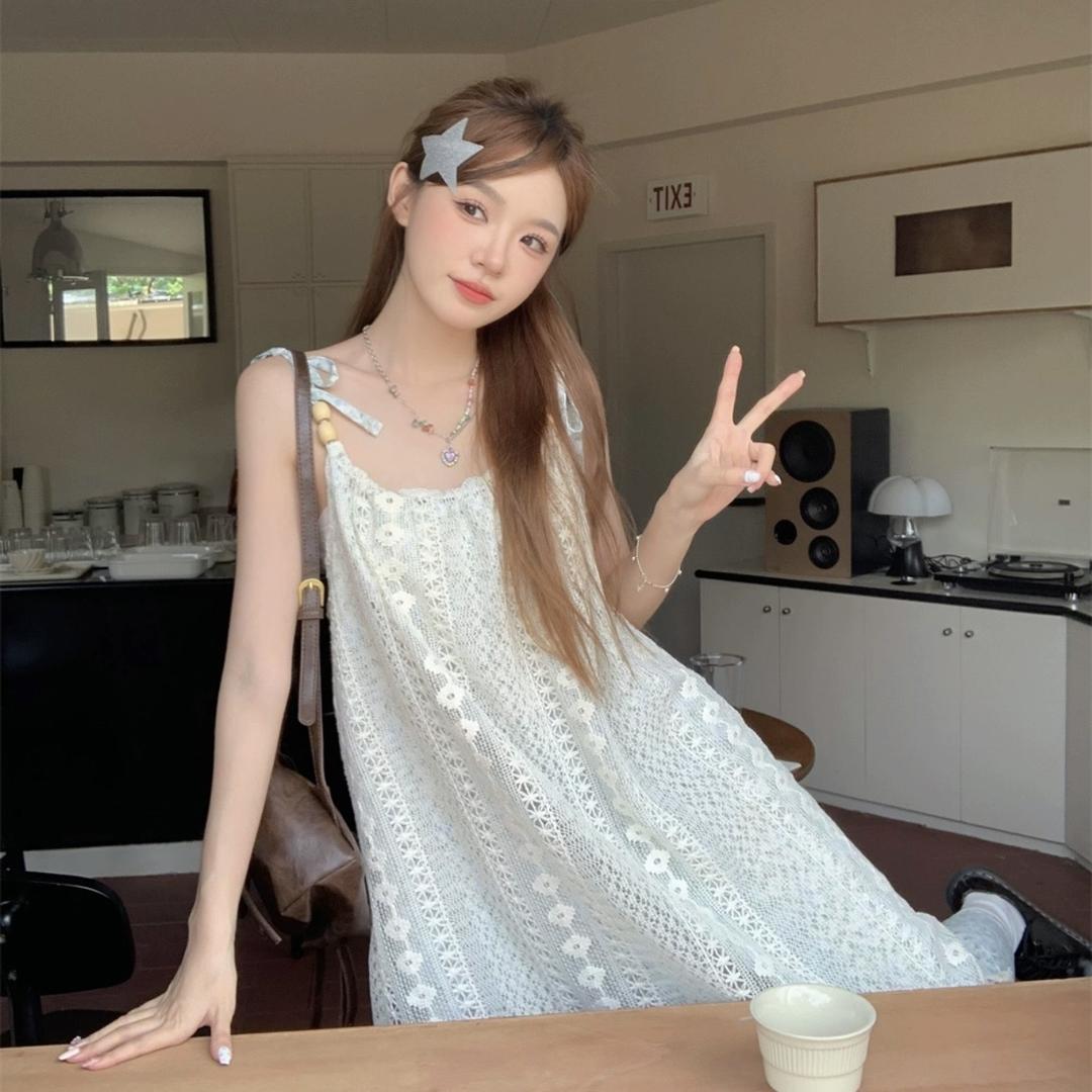 嫣然服饰