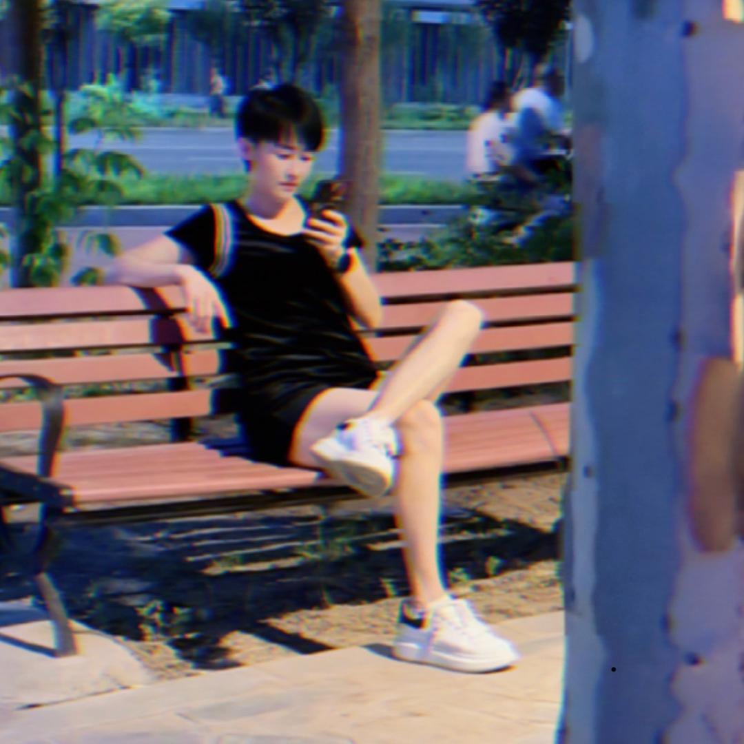 短发花姐