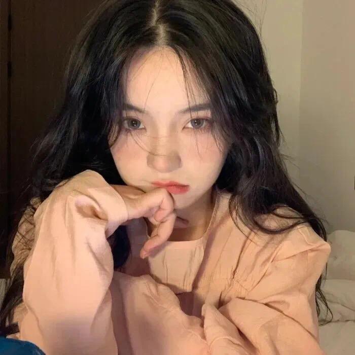 李梦秋（美妆推荐）