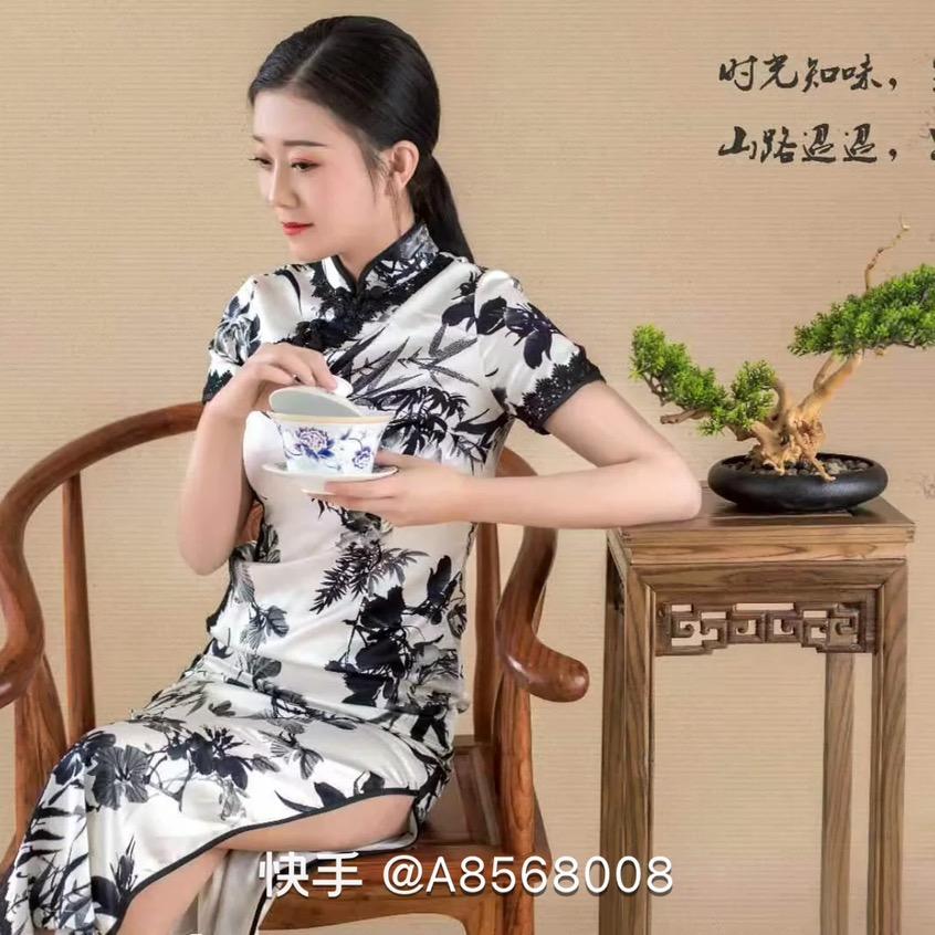 拂袖