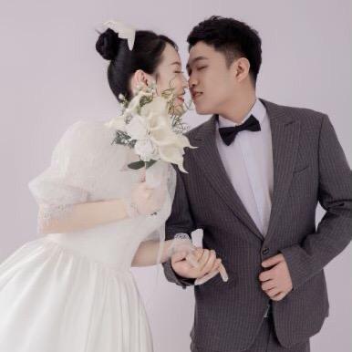 李陈琦万斯特游泳健身会所