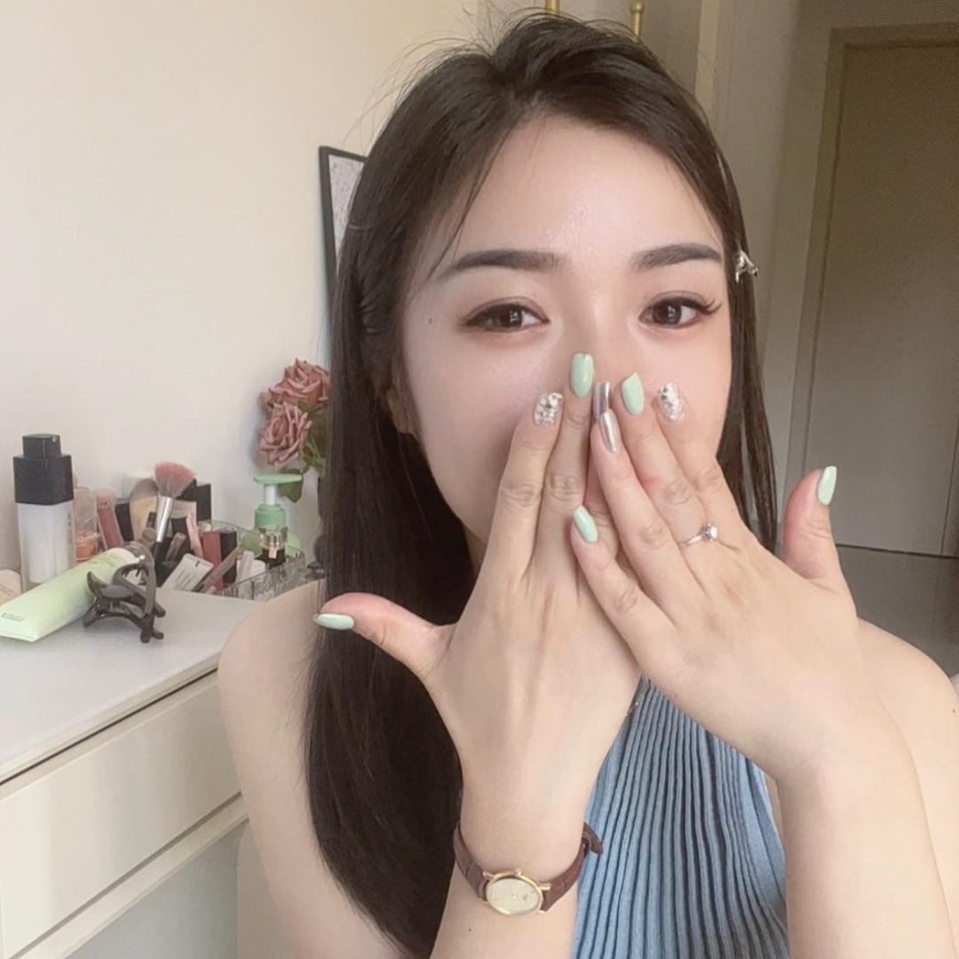 小小璇🌈🌈🌈