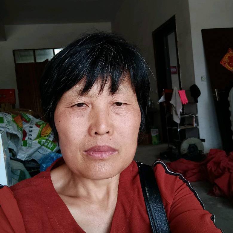 刘姐开播在主号早9.30）