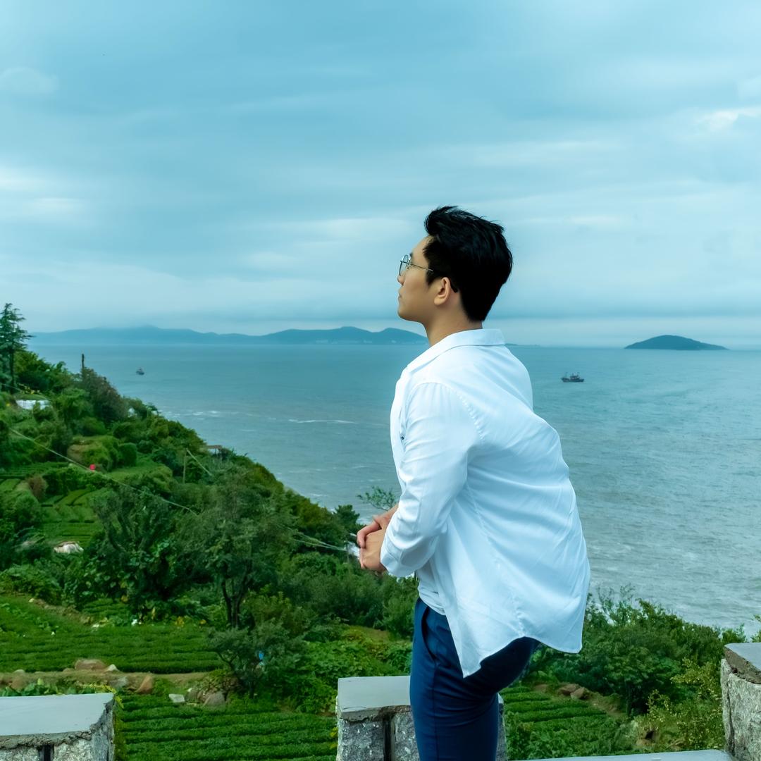 拉直烫发染发68¥