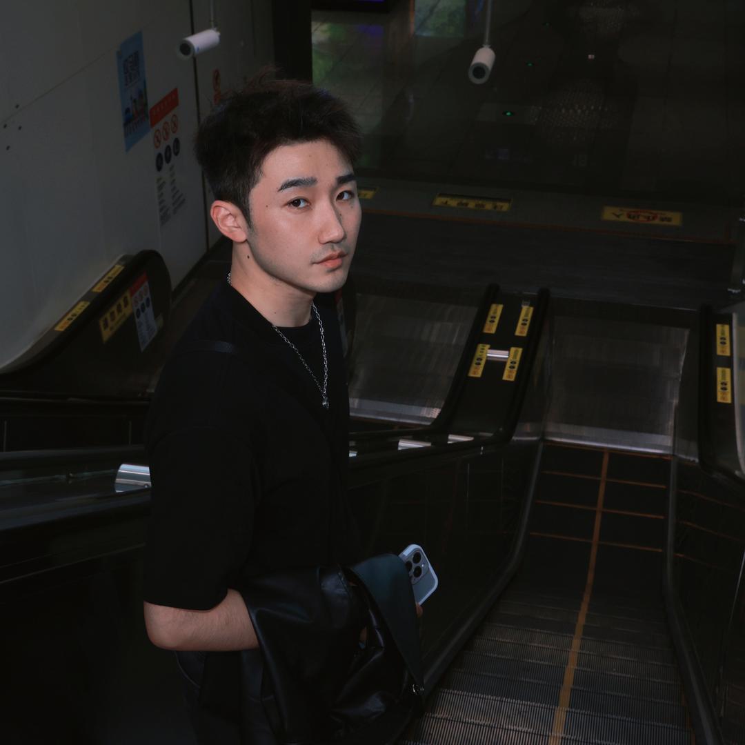 成都 ID 黄时雨男士发型