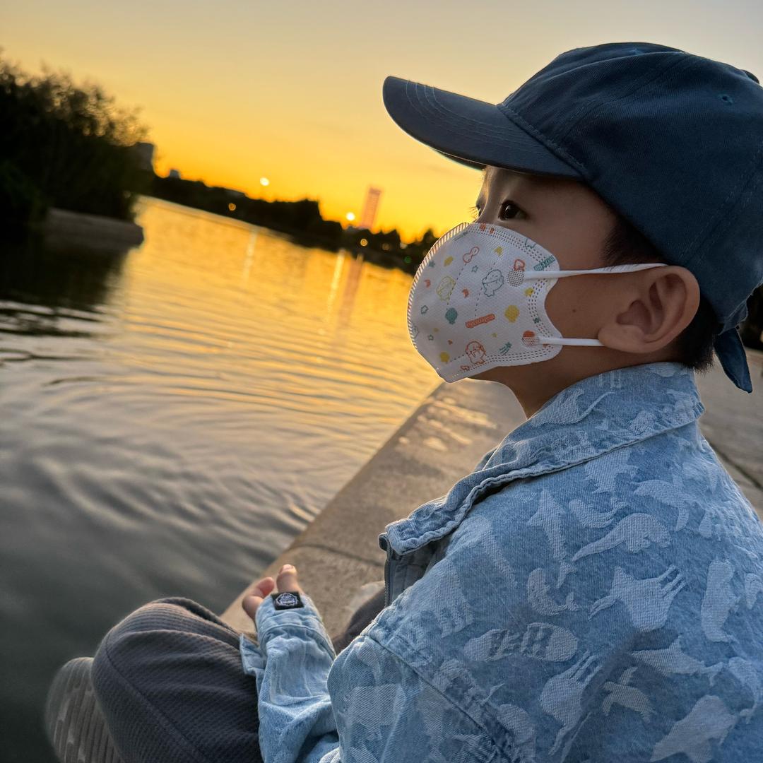 李艾洋