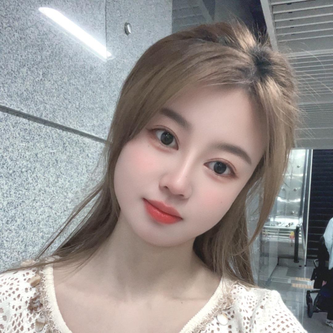 @莉莉