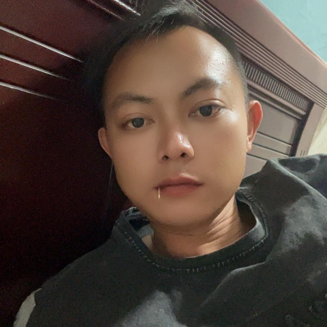 😘何显灿哥哥😘