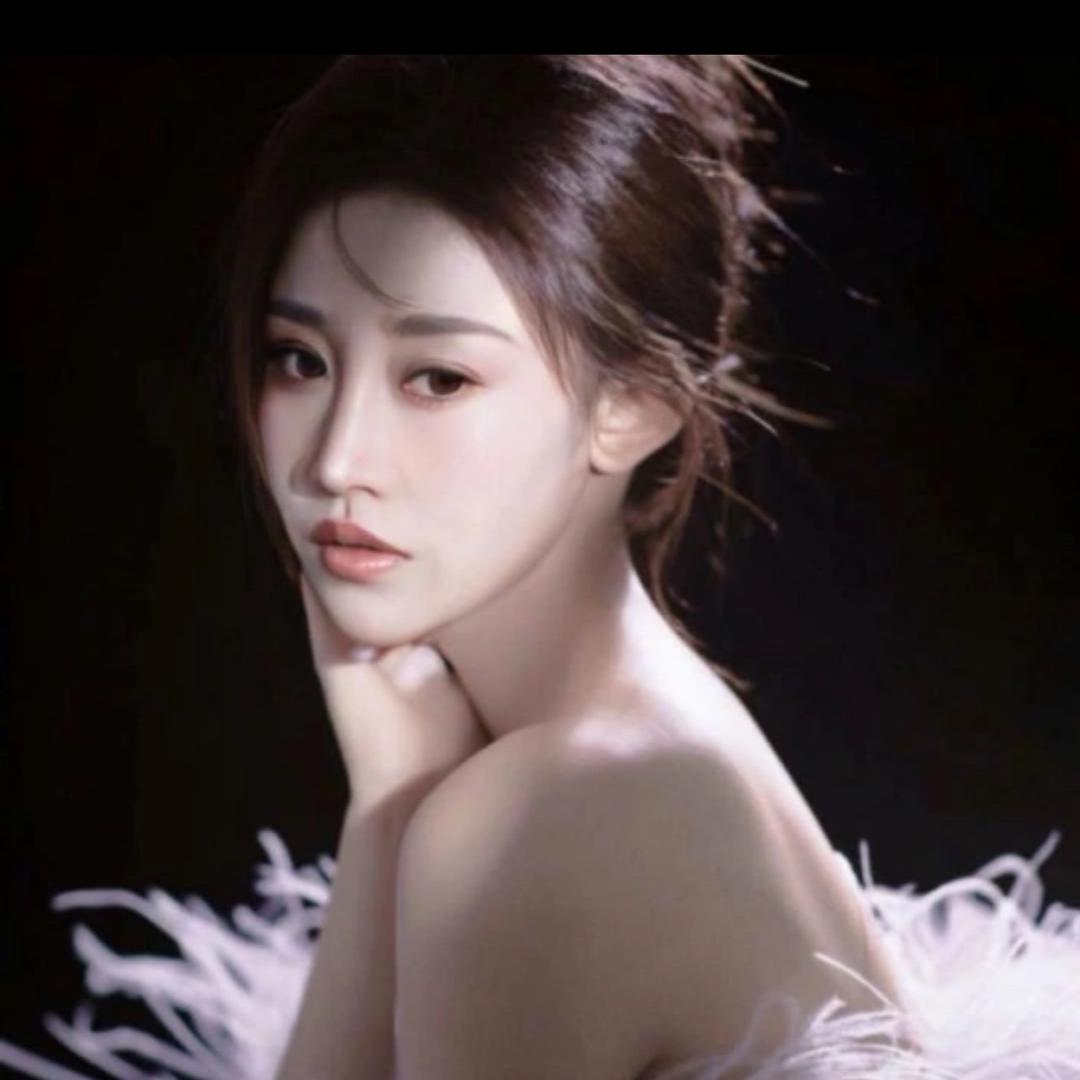 金美鹿爱漂亮