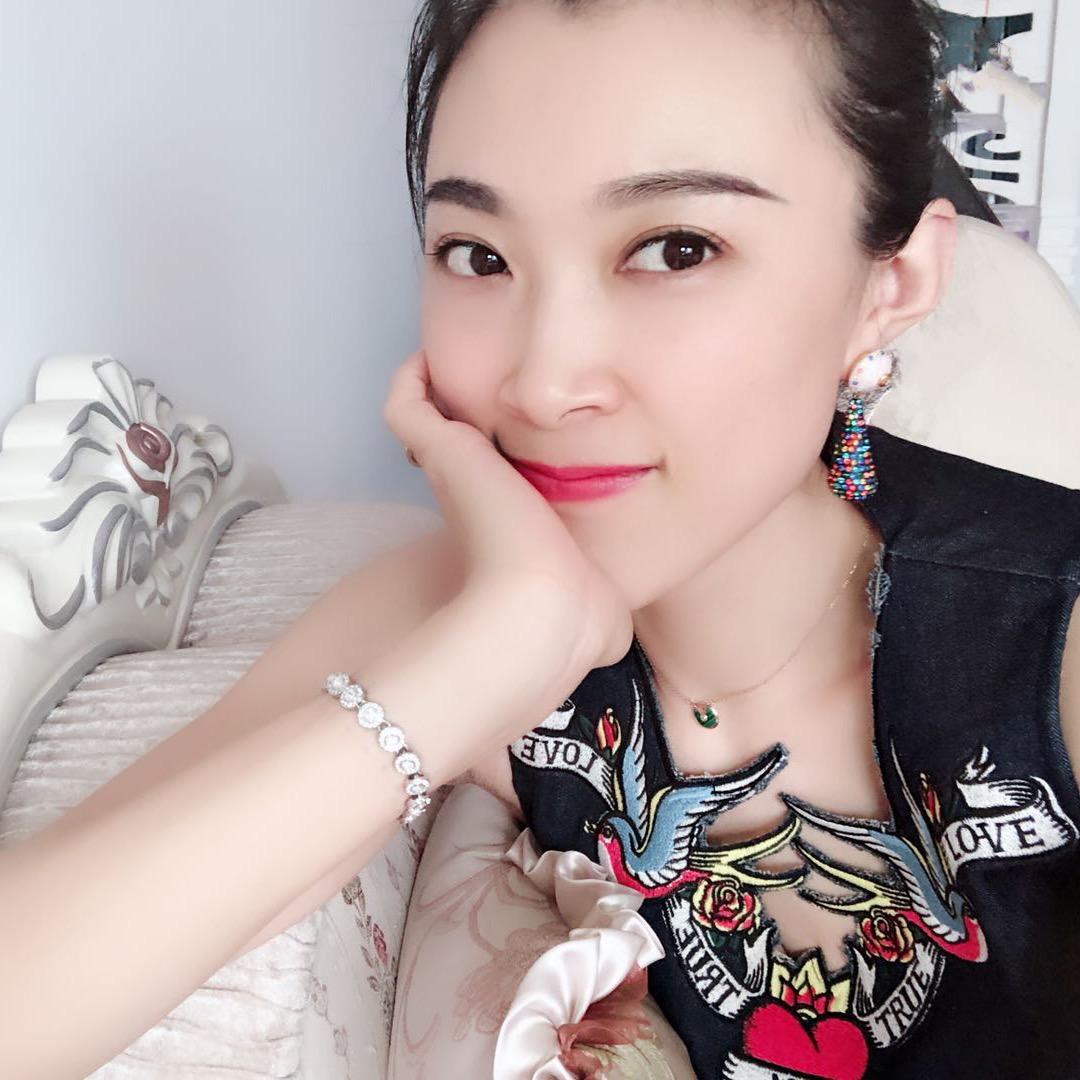 佳影儿