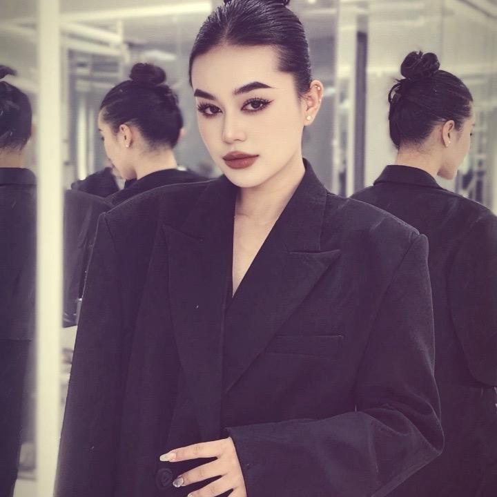 𝐆𝐯𝐳𝐋𝐧𝐫【美妆】