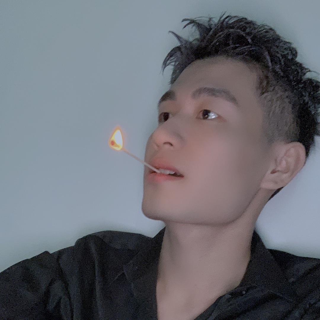 雷奕明⚡612