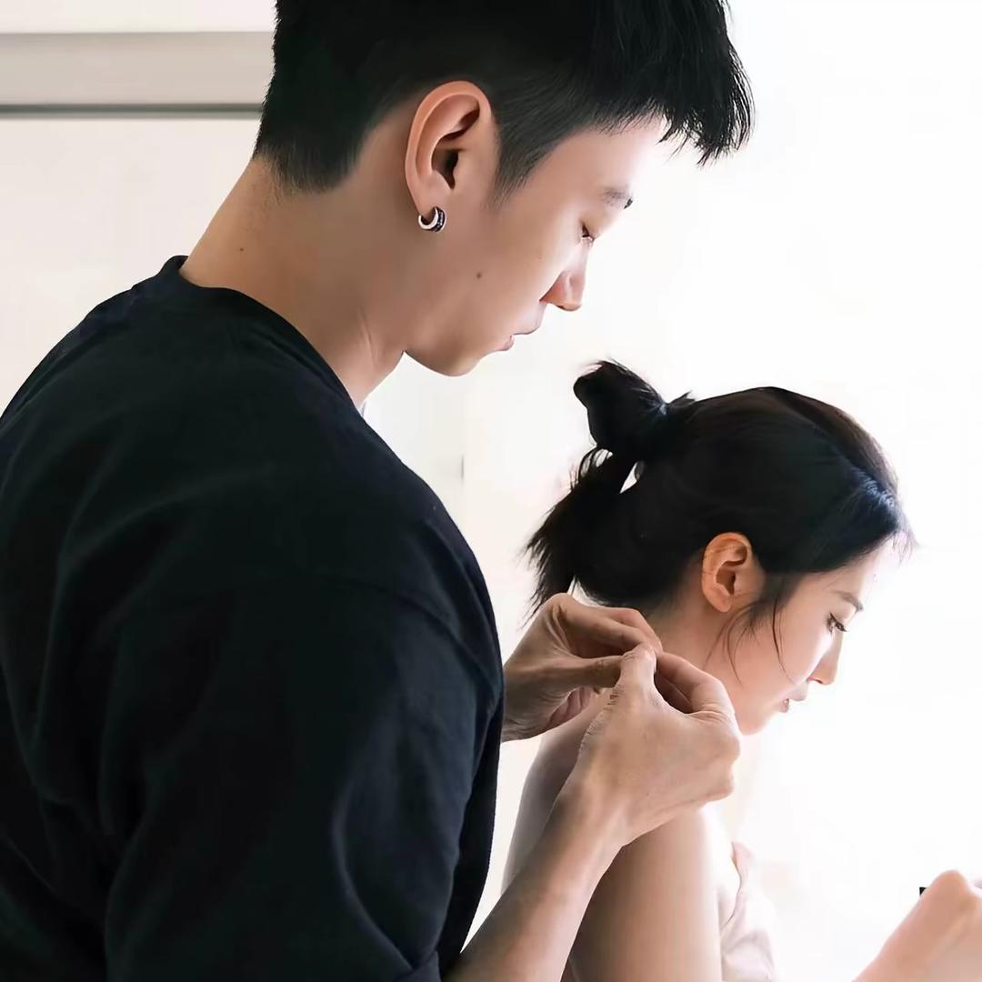ㅤㅤㅤㅤㅤㅤㅤㅤㅤ人有三万个明天