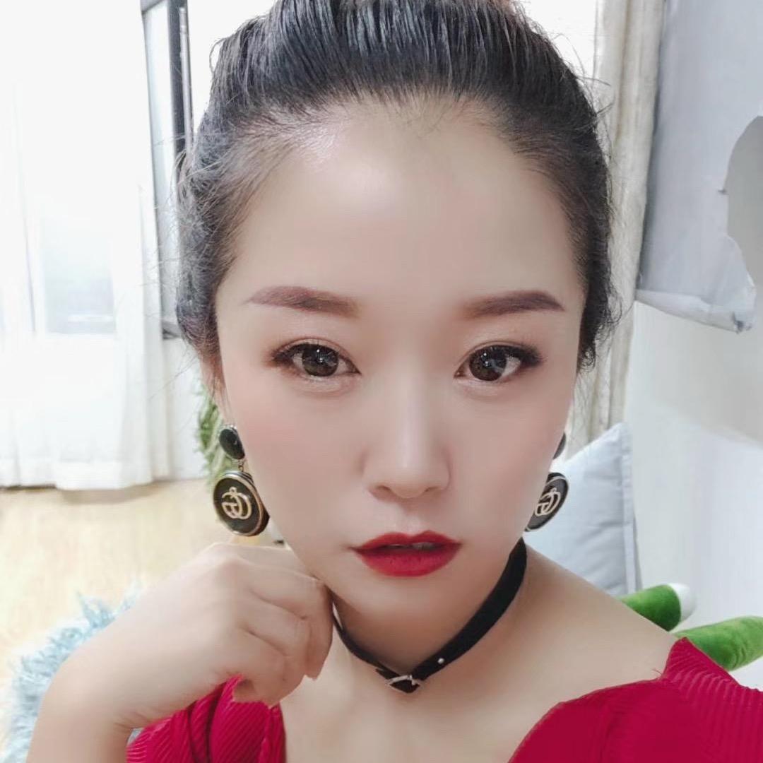 丽     哥（A艺秀舞团）