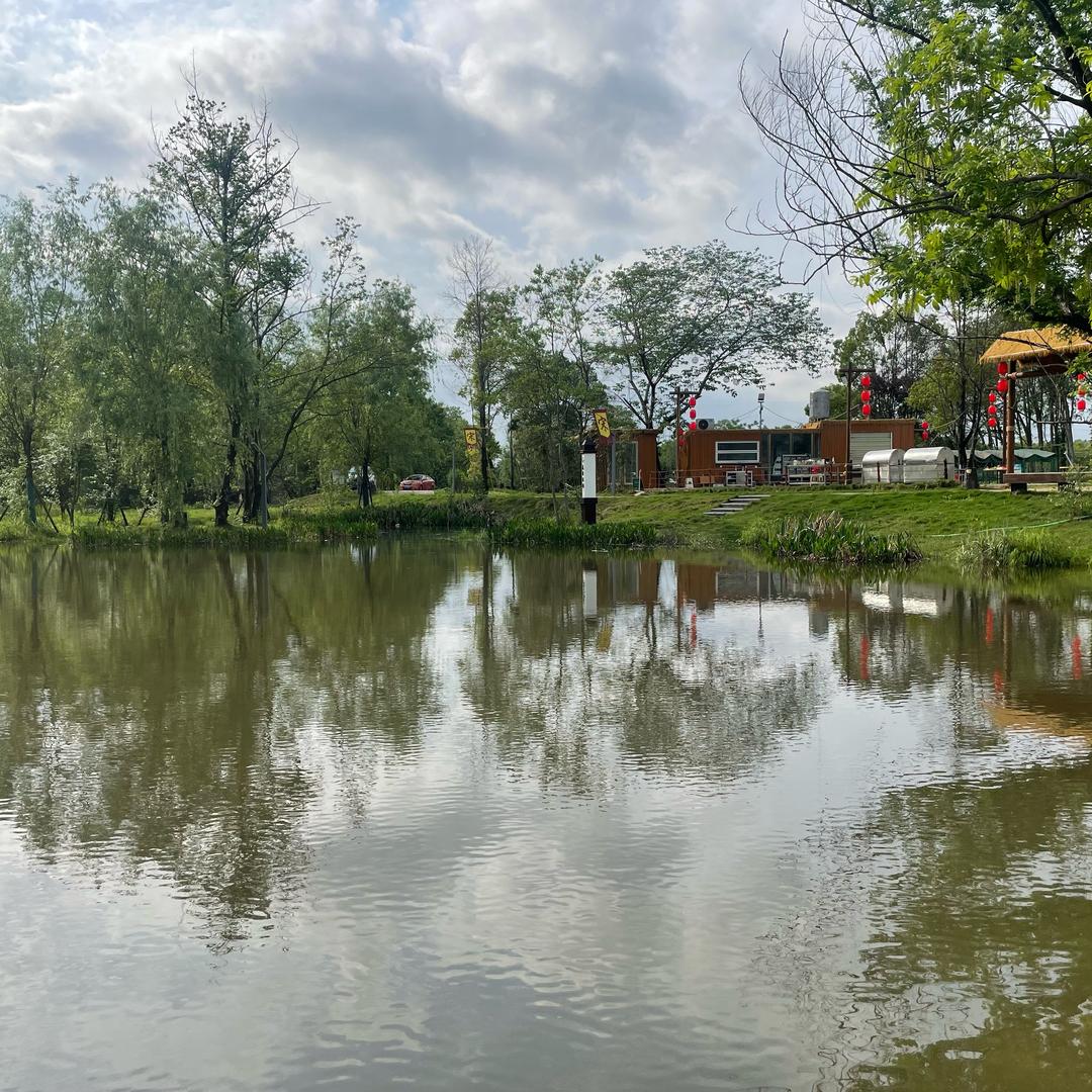 宋公子农庄烧烤露营垂钓基地