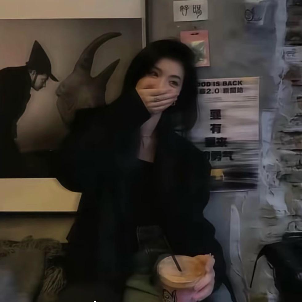 小芸🧚‍♀️吐泡泡o