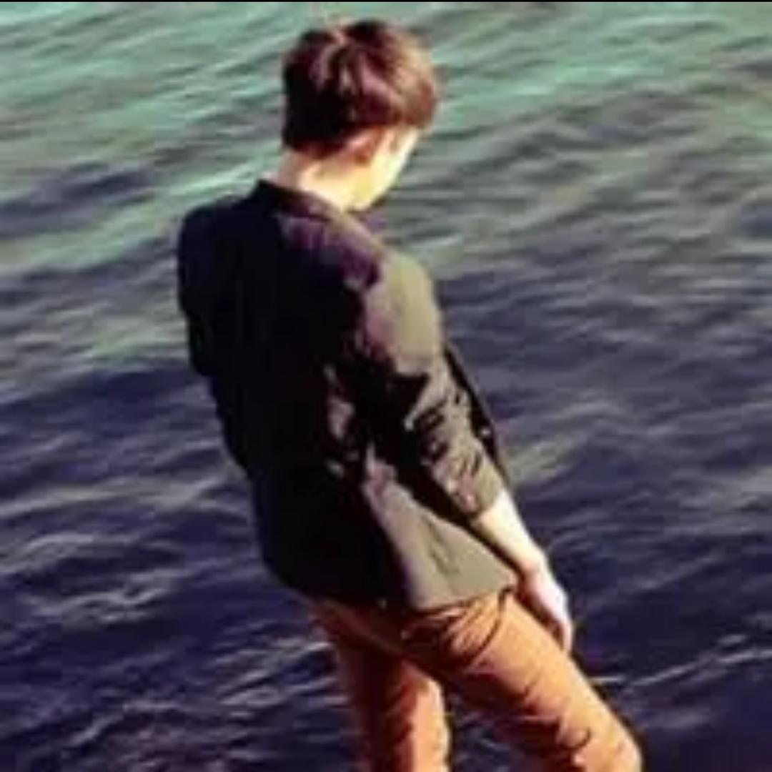 本尊～：