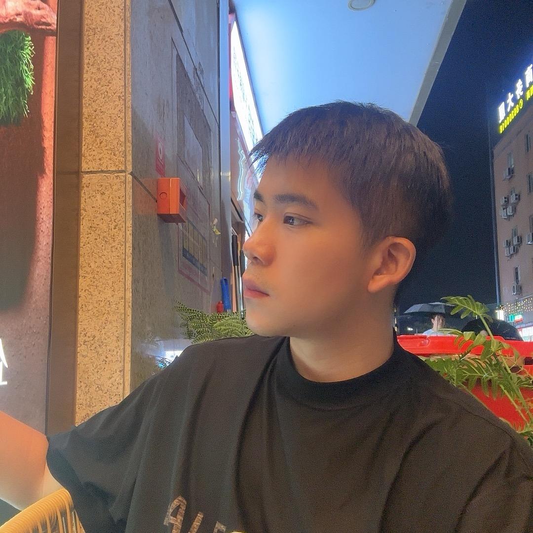 发疯的瑜辉.
