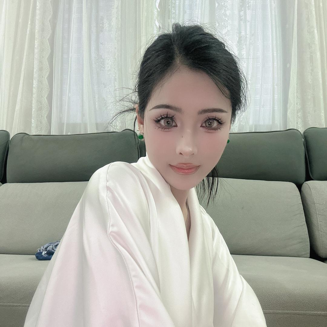 甄姬高端服饰
