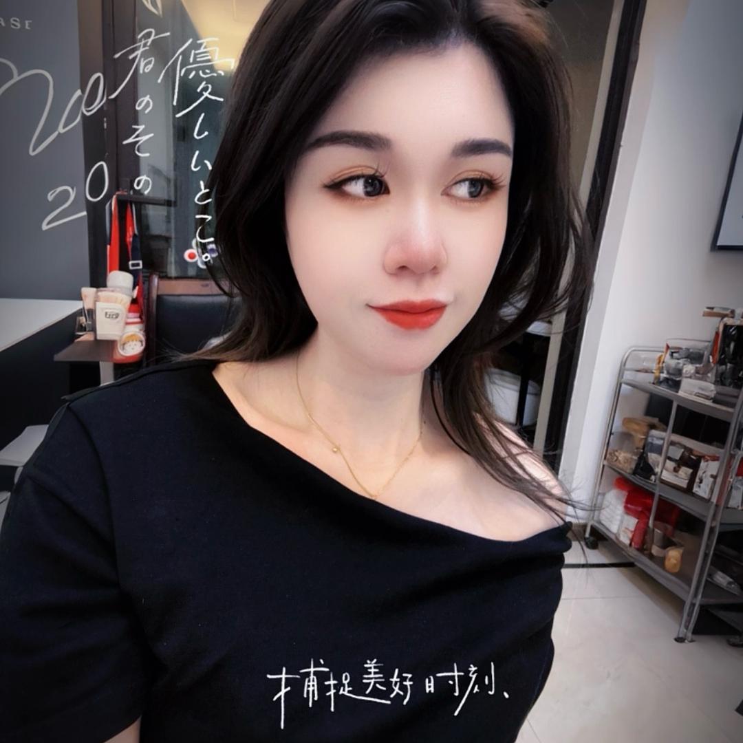 江西伟业铝材—露露小仙女吖