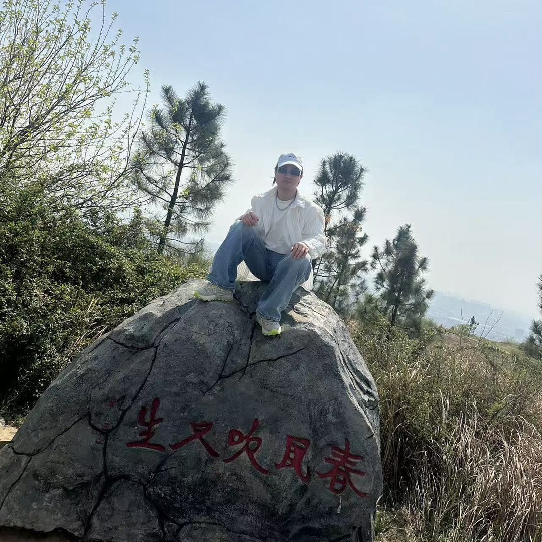 爱撸铁的设计师