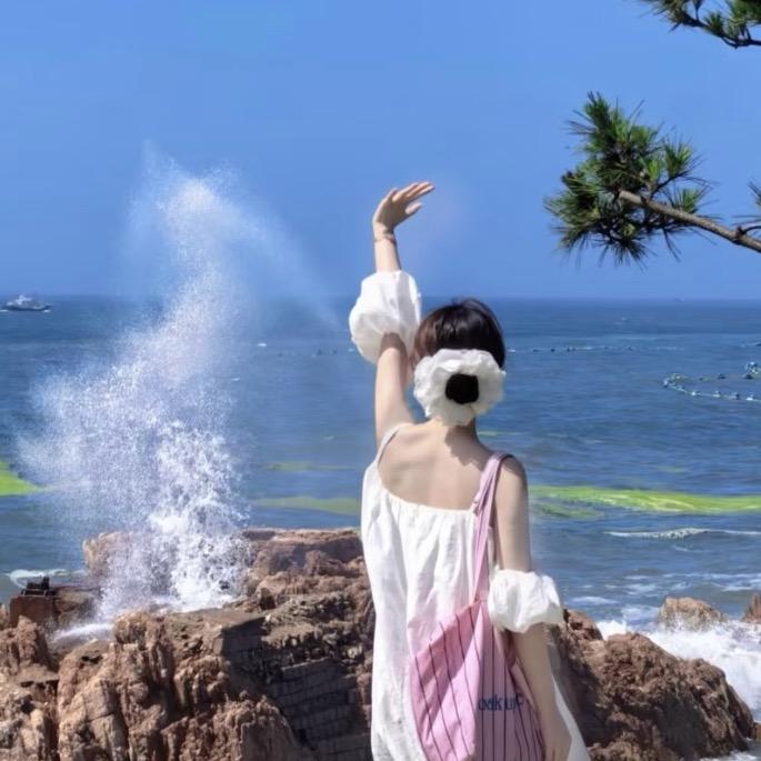 青青呀.