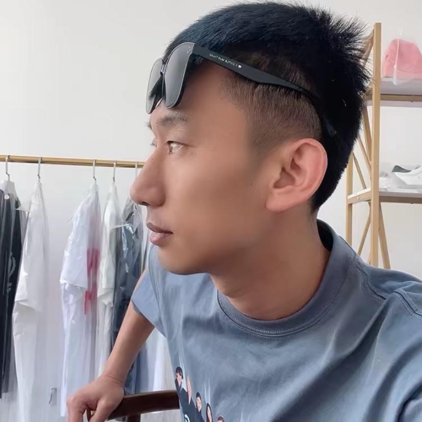 广广讲台球
