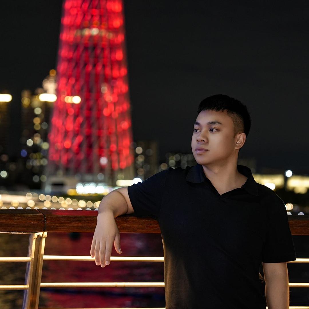 皓远传媒公司 小郭