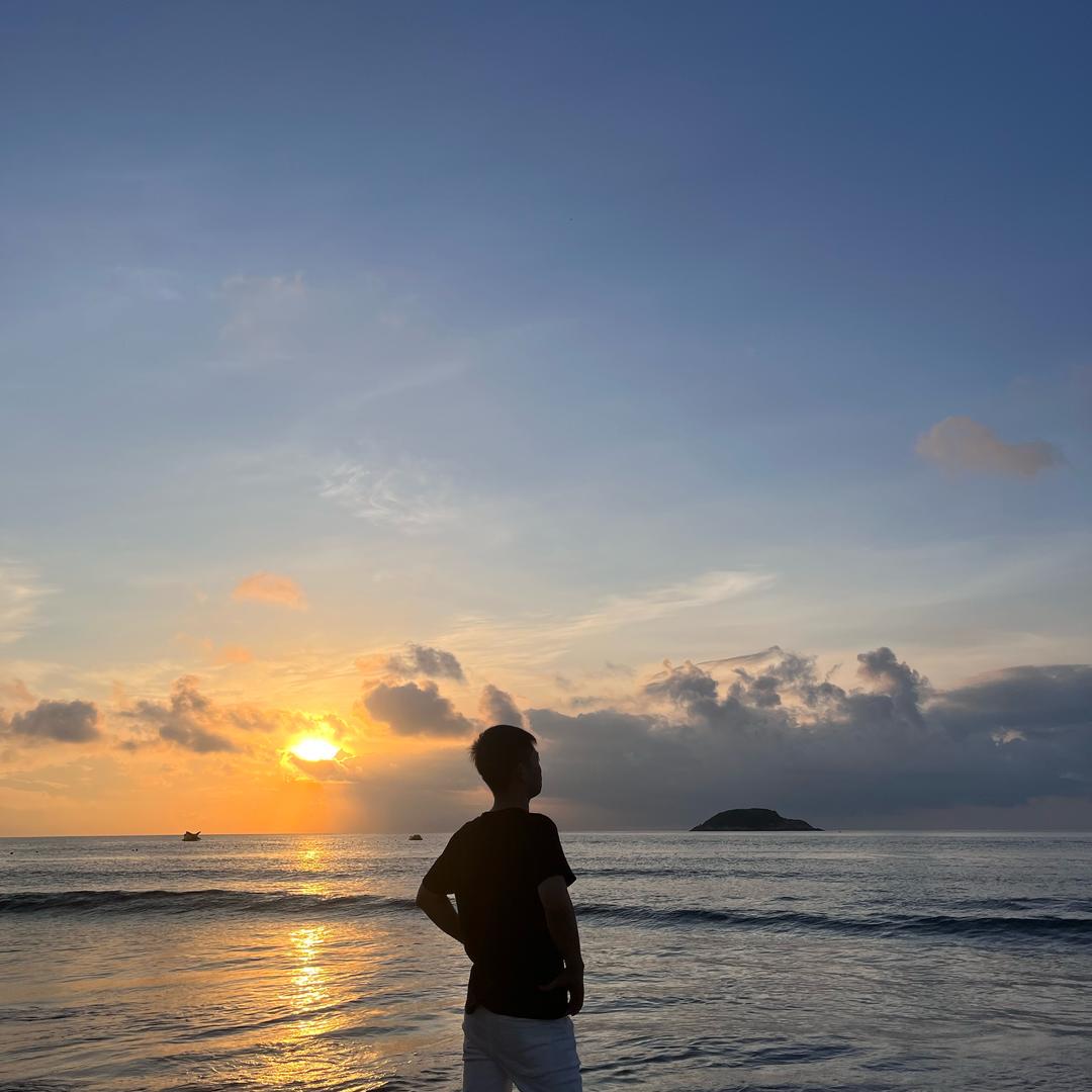 不疯不癫 不青春 😂😂