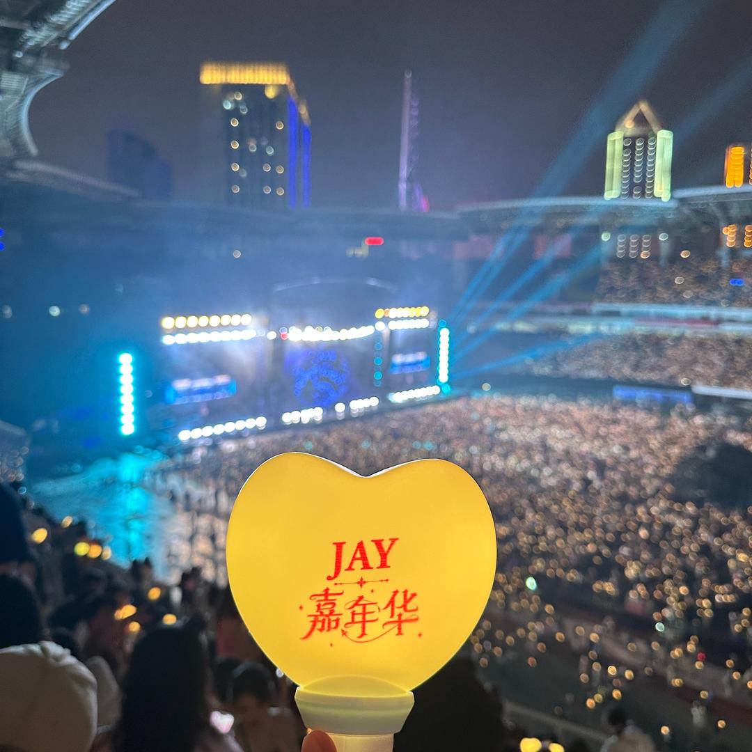 只吃碳水不吃菜🌈