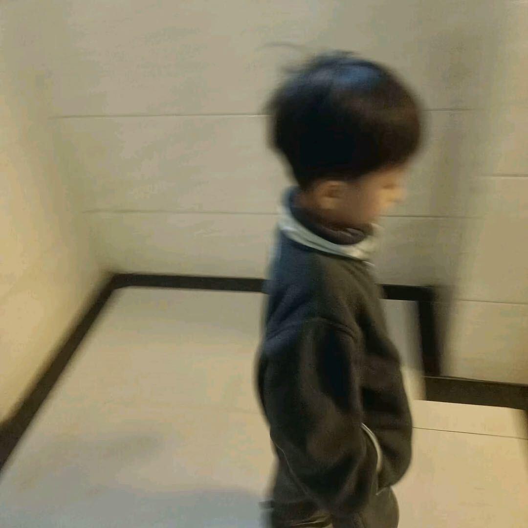 心事都在裤兜里