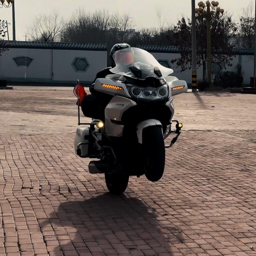 梦想贩卖者.（高价收🏍️）