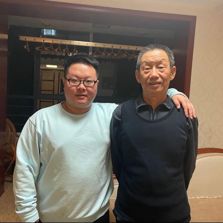 王姥爷和王萌