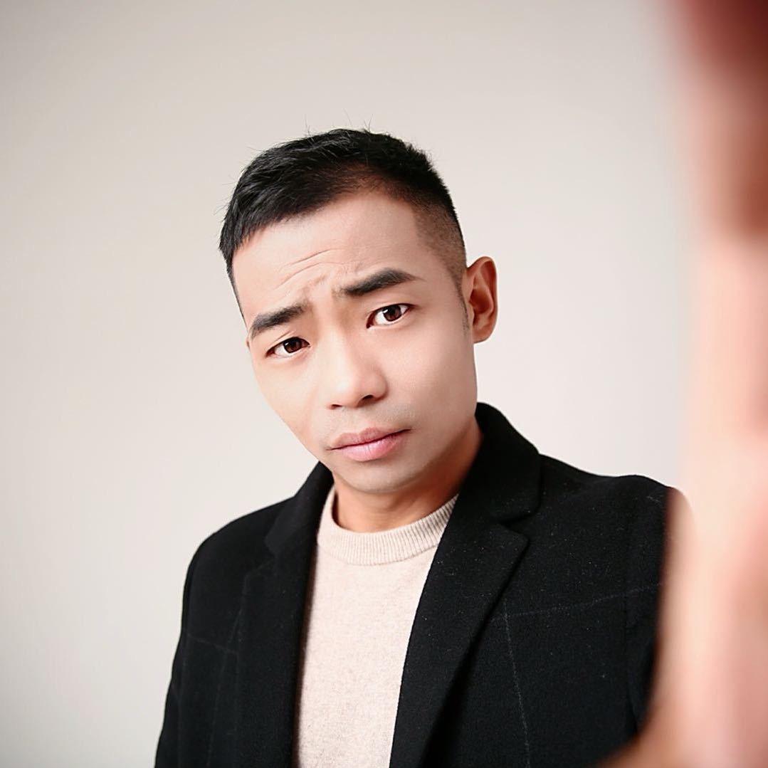小李汽车车世界二手车