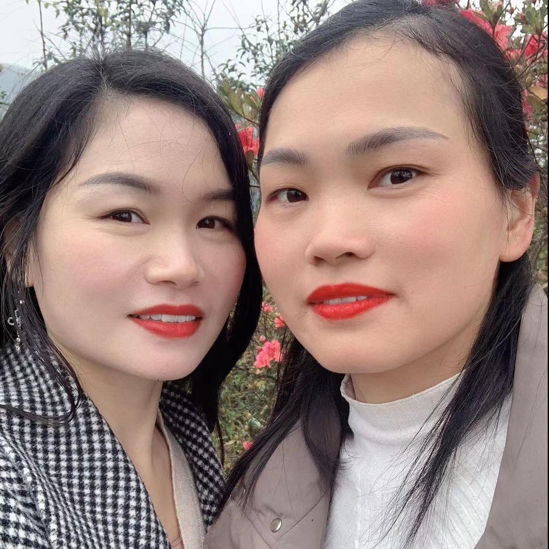 @何二小姐
