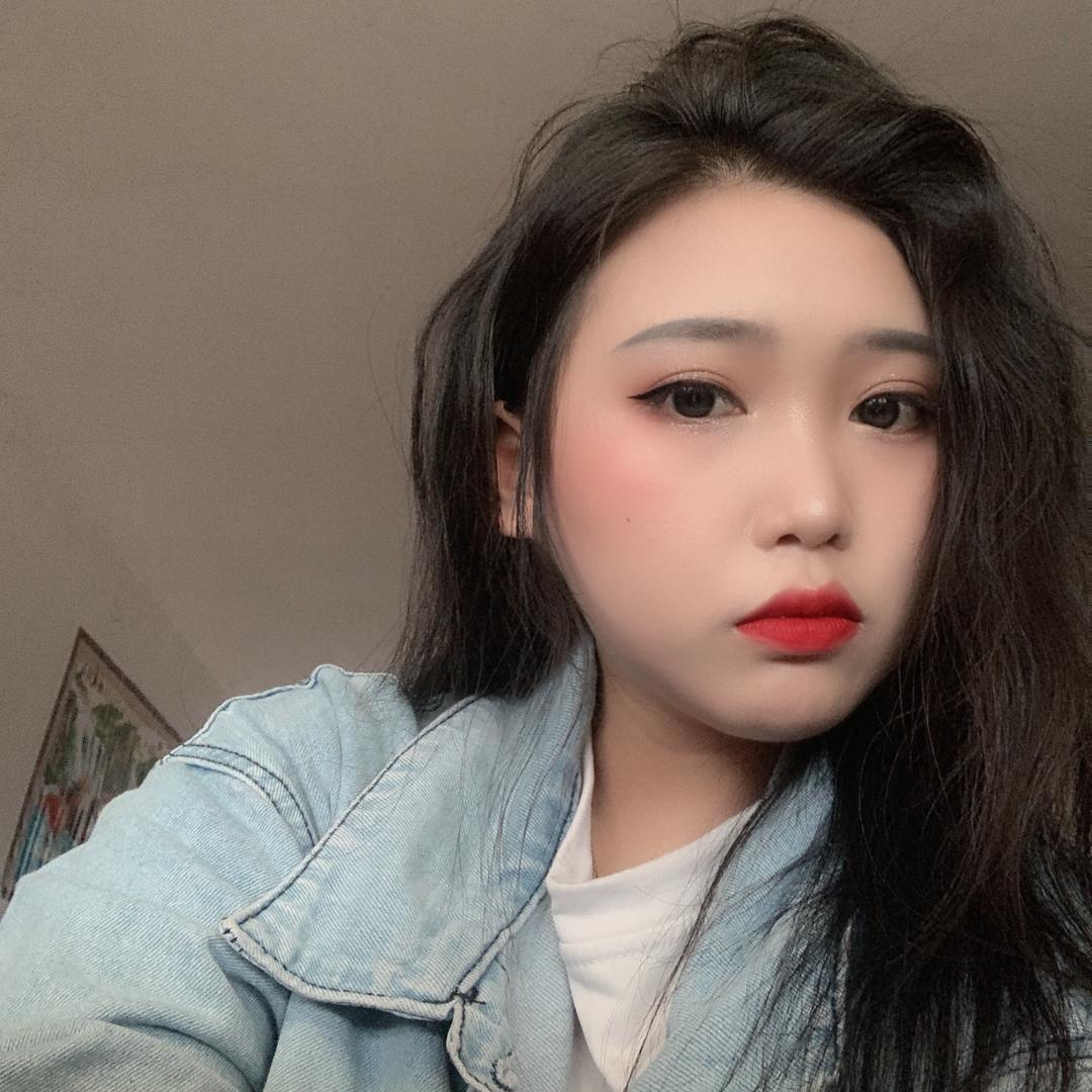 亦杨•H nail美甲美学女装店