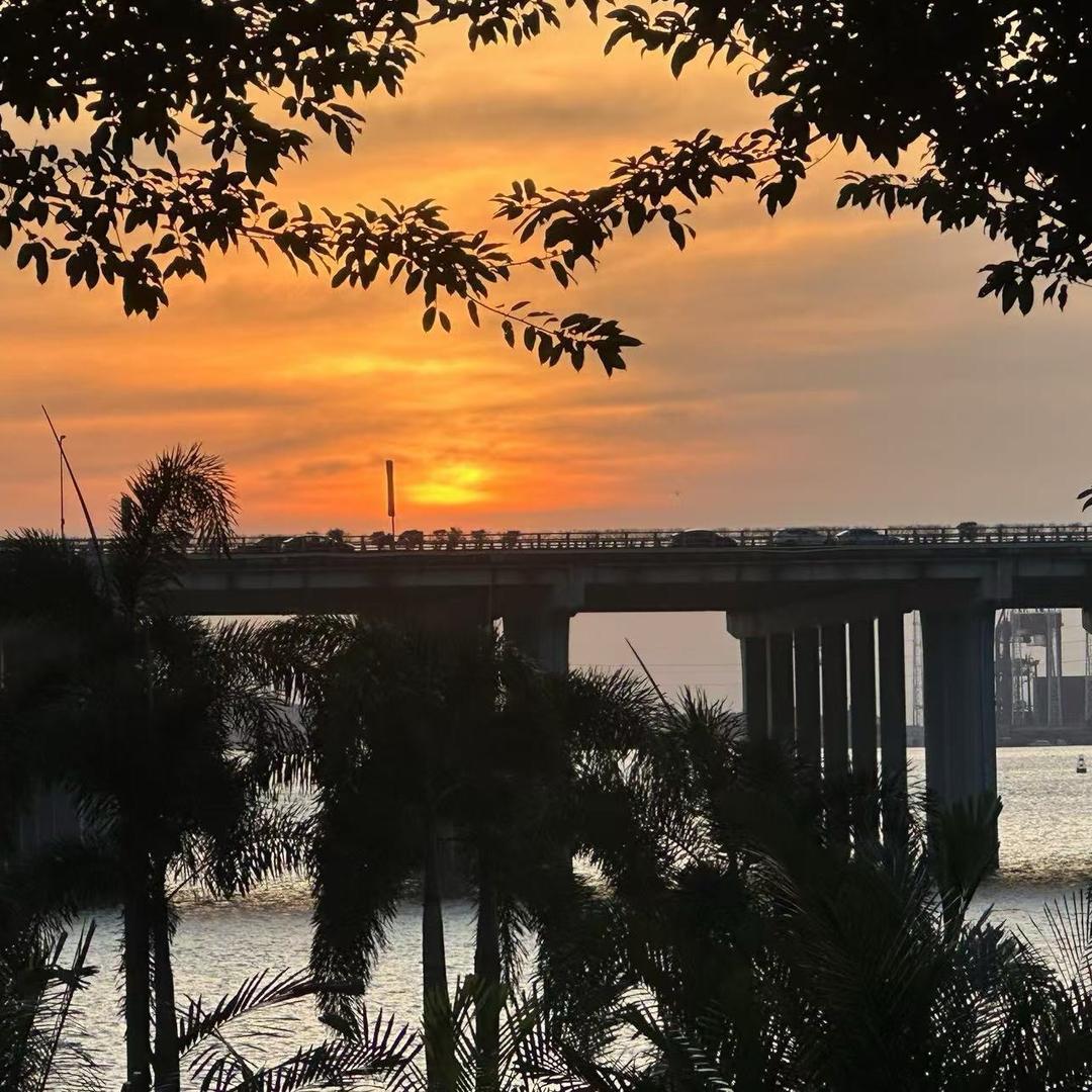 咖啡不加糖谢谢